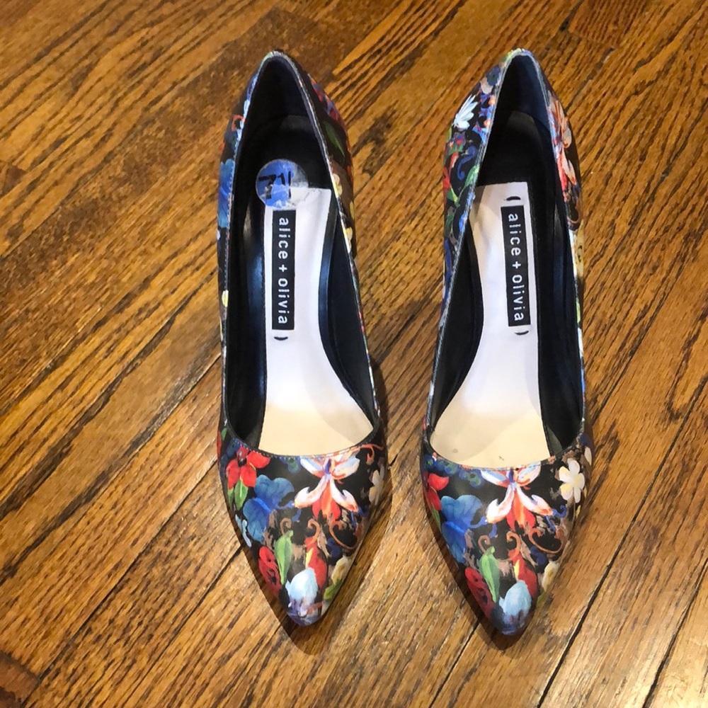 Alice and Olivia floral heels size 37.5